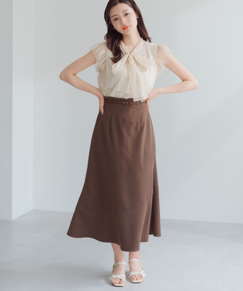 MISCH MASCH(ミッシュマッシュ)の「ラメチュールボウタイフリルブラウス(シャツ/ブラウス・レディース・イエロー/ピンク/ホワイト・フリ-)」の5枚目の写真