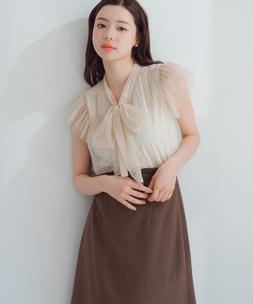 MISCH MASCH(ミッシュマッシュ)の「ラメチュールボウタイフリルブラウス(シャツ/ブラウス・レディース・イエロー/ピンク/ホワイト・フリ-)」の7枚目の写真