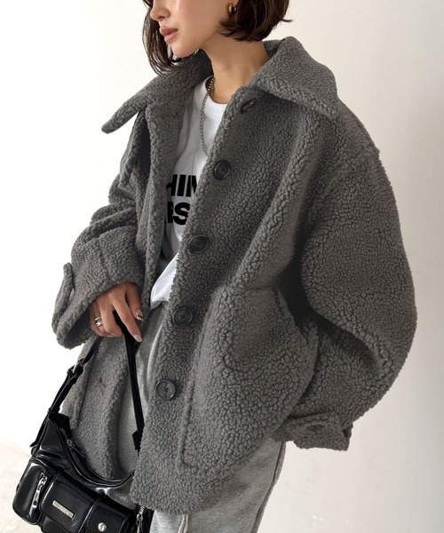 Java(ジャバ)の「《JaVaジャバコラボ》纏う大人ボアが包み込む♪ボアショートブルゾン(ブルゾン・レディース・アイボリー/ブラウン/チャコール・LARGE/SMALL/MEDIUM/X-LARGE)」の19枚目の写真