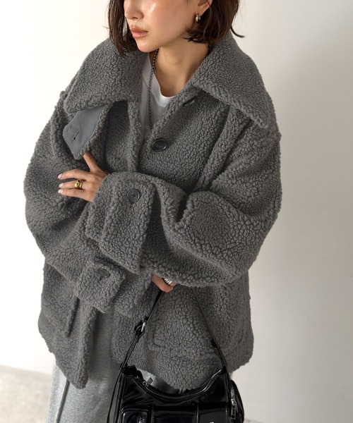 Java(ジャバ)の「《JaVaジャバコラボ》纏う大人ボアが包み込む♪ボアショートブルゾン(ブルゾン・レディース・アイボリー/ブラウン/チャコール・LARGE/SMALL/MEDIUM/X-LARGE)」の16枚目の写真