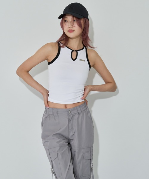 ANNA SUI NYC(アナ スイ エヌ ワイ シー)の「ホール カットタンクトップ(タンクトップ・レディース・ブラック/ホワイト・FREE)」の11枚目の写真