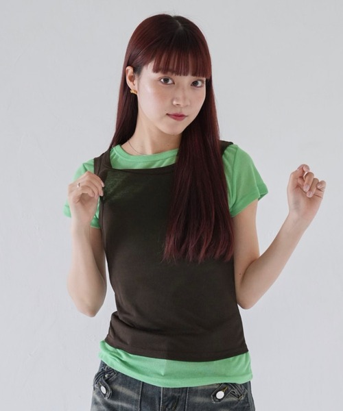 Uenui(ウニュイ)の「【 cunii 】 バイカラー レイヤード トップス レイヤード風トップス レイヤードTシャツ 半袖 秋冬新作(Tシャツ/カットソー・レディース・ブラック/ブラウン/レッド・FREE)」の3枚目の写真