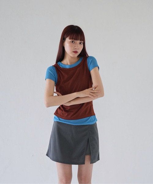 Uenui(ウニュイ)の「【 cunii 】 バイカラー レイヤード トップス レイヤード風トップス レイヤードTシャツ 半袖 秋冬新作(Tシャツ/カットソー・レディース・ブラック/ブラウン/レッド・FREE)」の11枚目の写真