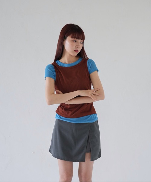 Uenui(ウニュイ)の「【 cunii 】 バイカラー レイヤード トップス レイヤード風トップス レイヤードTシャツ 半袖 秋冬新作(Tシャツ/カットソー・レディース・ブラック/ブラウン/レッド・FREE)」の12枚目の写真