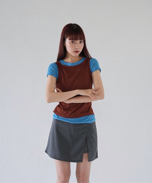 Uenui(ウニュイ)の「【 cunii 】 バイカラー レイヤード トップス レイヤード風トップス レイヤードTシャツ 半袖 秋冬新作(Tシャツ/カットソー・レディース・ブラック/ブラウン/レッド・FREE)」の13枚目の写真