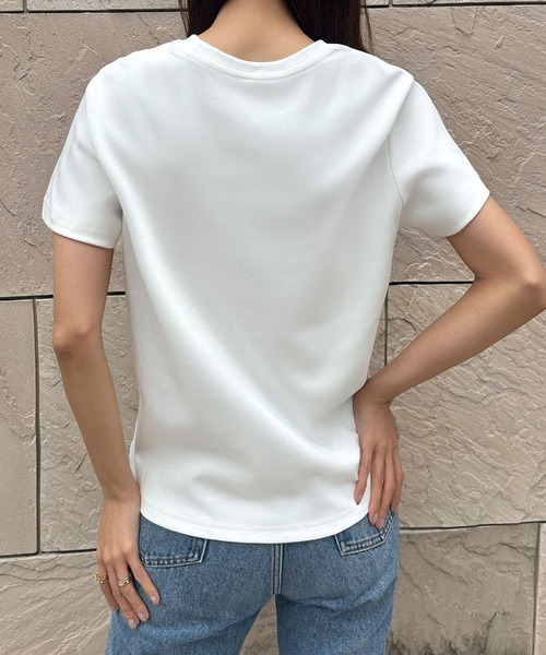 LOWO(ロワ)の「綿混選べる2タイプワンポイント刺繍シンプルTシャツ カットソー(Tシャツ/カットソー・レディース・ホワイト系その他/ホワイト系その他2・FREE)」の7枚目の写真