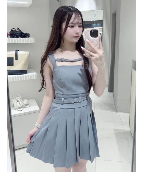 EATME(イートミー)の「プリーツキャミワンピース(ワンピース・レディース・グレー/アイボリー/ブラック・SMALL/MEDIUM)」の6枚目の写真