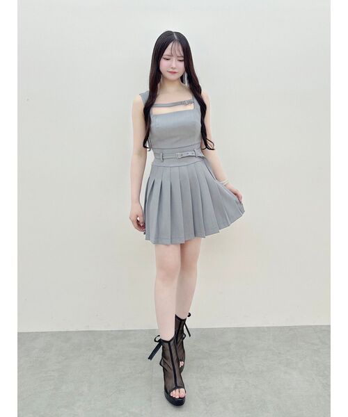 EATME(イートミー)の「プリーツキャミワンピース(ワンピース・レディース・グレー/アイボリー/ブラック・SMALL/MEDIUM)」の7枚目の写真