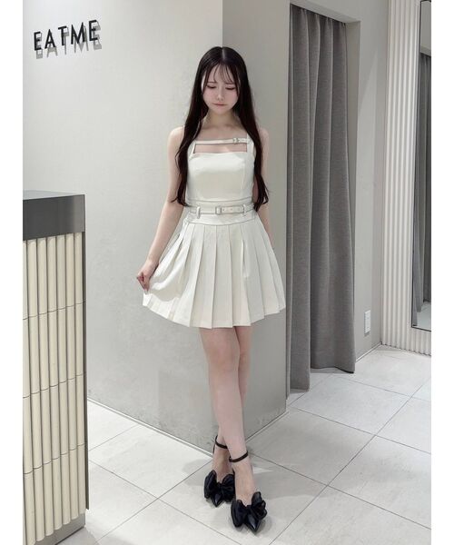 EATME(イートミー)の「プリーツキャミワンピース(ワンピース・レディース・グレー/アイボリー/ブラック・SMALL/MEDIUM)」の10枚目の写真