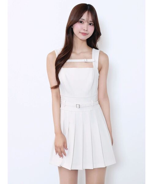 EATME（イートミー）の「プリーツキャミワンピース（ワンピース・レディース・グレー/アイボリー/ブラック・SMALL/MEDIUM）」の4枚目の写真