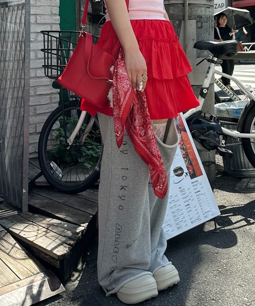 Alley Tokyo(アリートーキョー)の「ポーチとセットのショルダーBag(ショルダーバッグ・レディース・レッド/オフホワイト/ブラック/イエロー・FREE)」の21枚目の写真