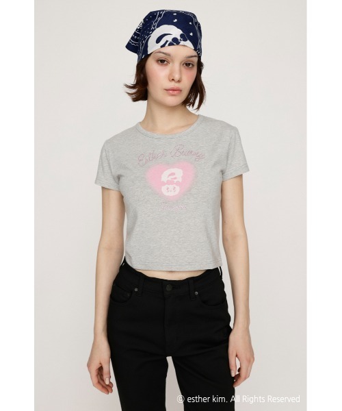 tシャツ Esther Bunny x SLY HEART PRINT エスターバニー スライ ハートプリント Tシャツ 半袖 夏服 レディース SLY（スライ）の「Esther Bunny x SLY HEART PRINT エスター