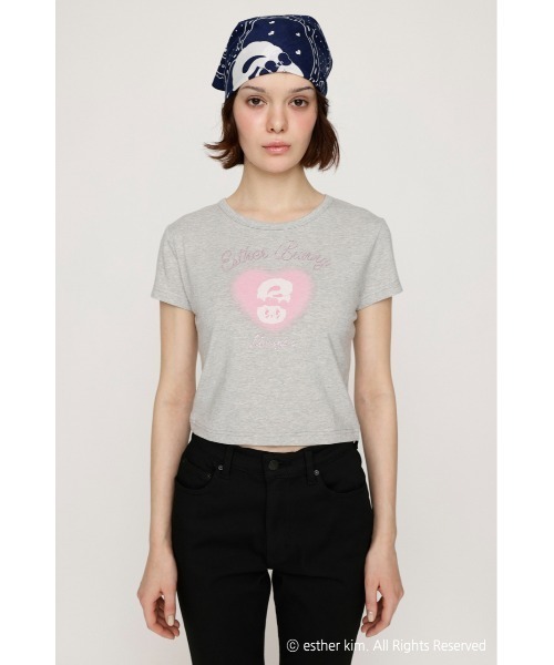 SLY(スライ)の「Esther Bunny x SLY HEART PRINT エスターバニー スライ ハートプリント Tシャツ 半袖 夏服(Tシャツ/カットソー・レディース・ブラック/杢グレー/ホワイト・FREE)」の17枚目の写真