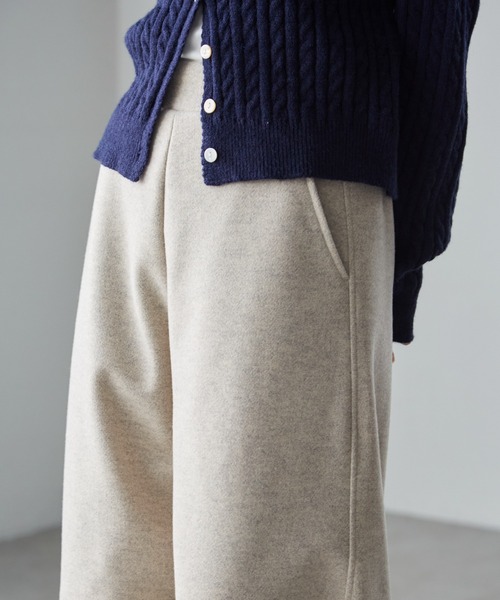 RANAN(ラナン)の「フェイクウールバレルレッグカーブパンツ(その他パンツ・レディース・ブラック/ダークブラウン/ベージュ・M/L/LL)」の22枚目の写真