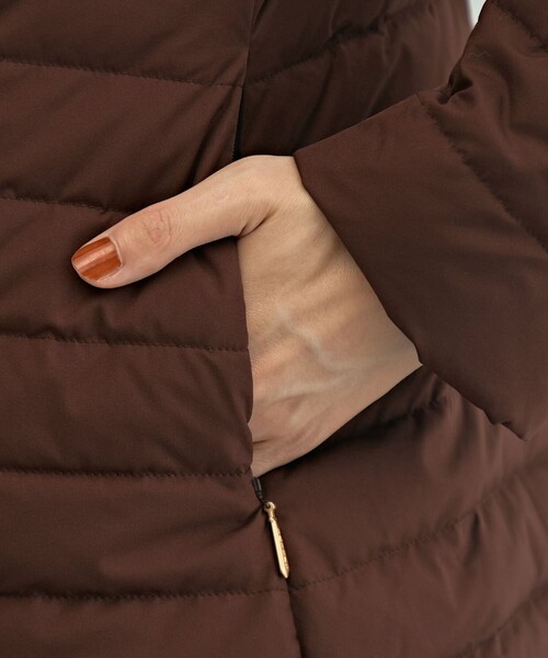 TATRAS（タトラス）の「【TATRAS/タトラス】FRANCESCA別注（ダウンジャケット/コート・レディース・ブラック/ダークブラウン/ベージュ/ネイビー・2/4/3）」の13枚目の写真