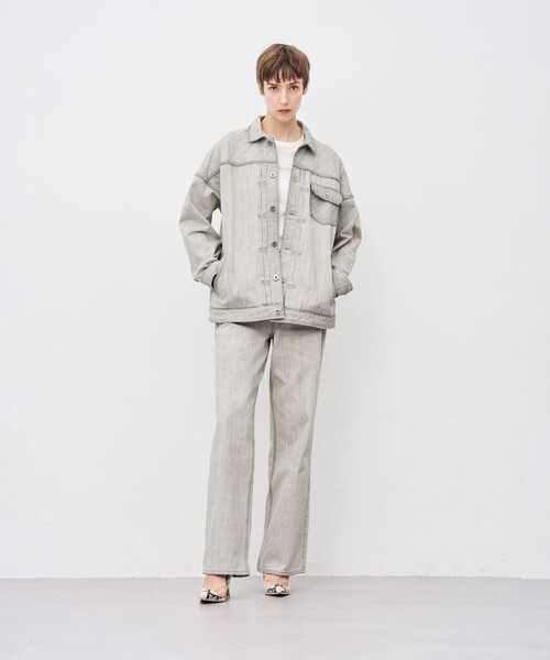uncrave(アンクレイヴ)の「【upper hights×uncrave】THE NIECE ストレートデニムパンツ(デニムパンツ・レディース・ライトグレー系・23/22/21/25/24)」の4枚目の写真