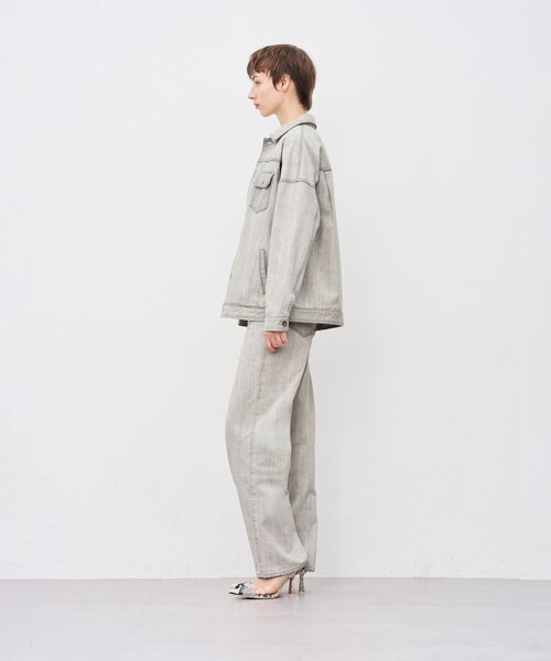 uncrave(アンクレイヴ)の「【upper hights×uncrave】THE NIECE ストレートデニムパンツ(デニムパンツ・レディース・ライトグレー系・23/22/21/25/24)」の6枚目の写真