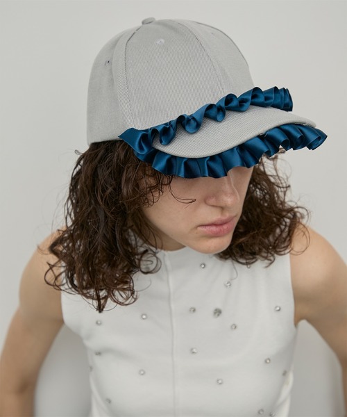 uyu.（ウユ）の「サテンダブルフリルキャップ（キャップ・レディース・グレー/ネイビー・FREE）」の15枚目の写真