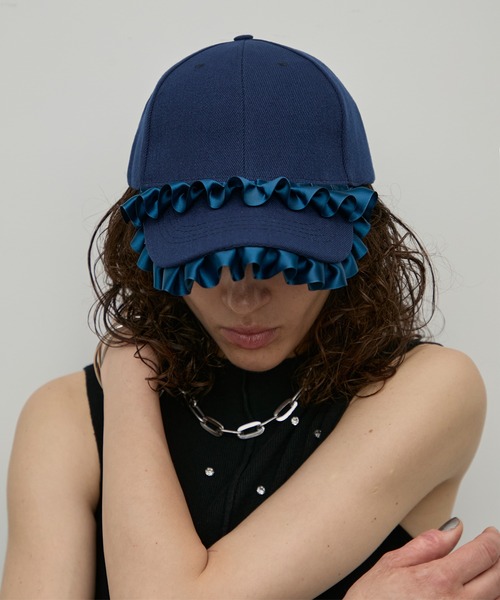 uyu.（ウユ）の「サテンダブルフリルキャップ（キャップ・レディース・グレー/ネイビー・FREE）」の18枚目の写真