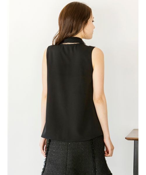 SNIDEL(スナイデル)の「チュールボウタイノースリブラウス(シャツ/ブラウス・レディース・グレー/ブラック/ホワイト・F)」の6枚目の写真