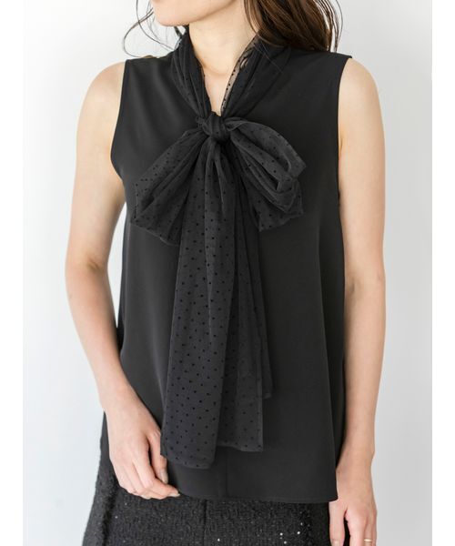 SNIDEL(スナイデル)の「チュールボウタイノースリブラウス(シャツ/ブラウス・レディース・グレー/ブラック/ホワイト・F)」の8枚目の写真