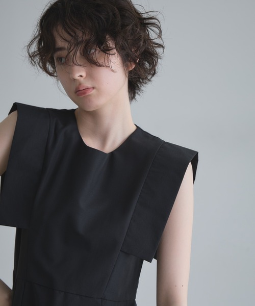 &. NOSTALGIA(アンドドットノスタルジア)の「【ZOZO限定】スクエアスリーブフレアワンピース(ワンピース・レディース・グレー/ブラック・M)」の10枚目の写真