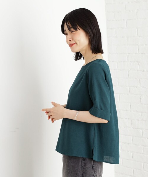 THE SHOP TK （ザ ショップ ティーケー ）の「麻調メッシュブラウス【二の腕カバー/洗える】（シャツ/ブラウス・レディース・オレンジ/ベージュ/スミクロ/ダークグリーン・13/12）」の11枚目の写真