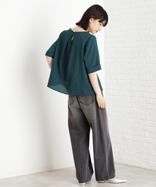 THE SHOP TK （ザ ショップ ティーケー ）の「麻調メッシュブラウス【二の腕カバー/洗える】（シャツ/ブラウス・レディース・オレンジ/ベージュ/スミクロ/ダークグリーン・13/12）」の13枚目の写真