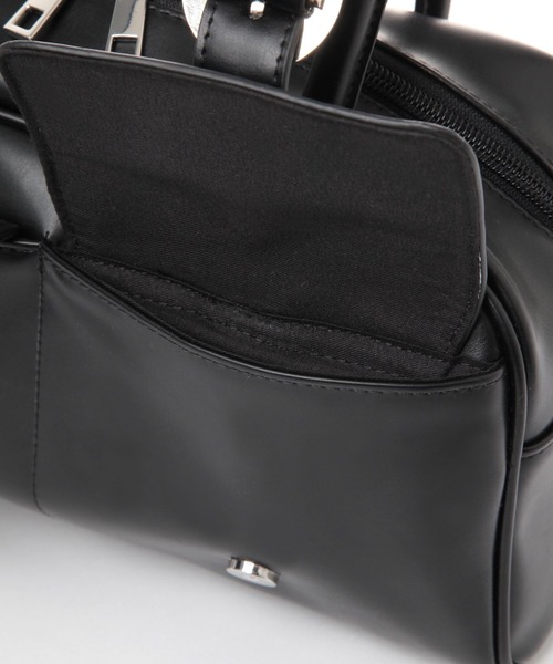 LAKOLE（ラコレ）の「バックルポケットボストンバッグ / 576000（ショルダーバッグ・レディース・ブラウン/ブラック/オフホワイト・FREE）」の15枚目の写真