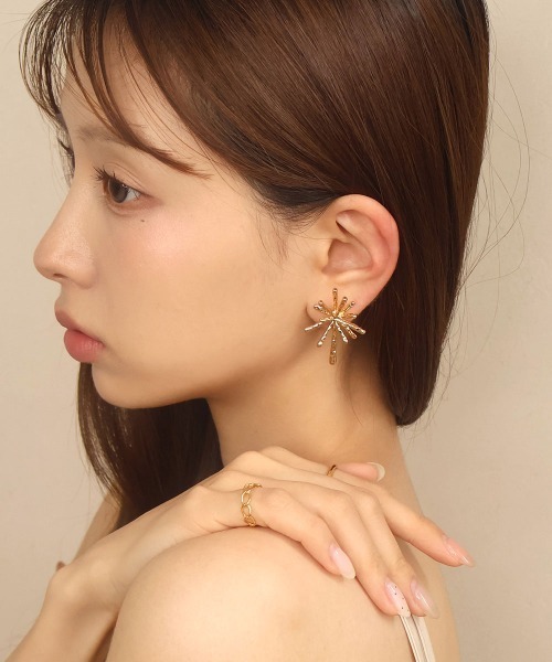 CEMONEMO（セモネモ）の「【金属アレルギー対応】スパークル イヤリング / ニッケルフリー（イヤリング・レディース・ゴールド/シルバー・FREE）」の4枚目の写真