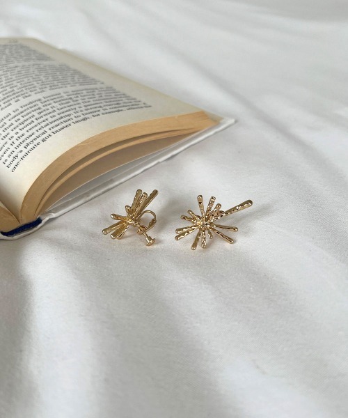 CEMONEMO（セモネモ）の「【金属アレルギー対応】スパークル イヤリング / ニッケルフリー（イヤリング・レディース・ゴールド/シルバー・FREE）」の7枚目の写真