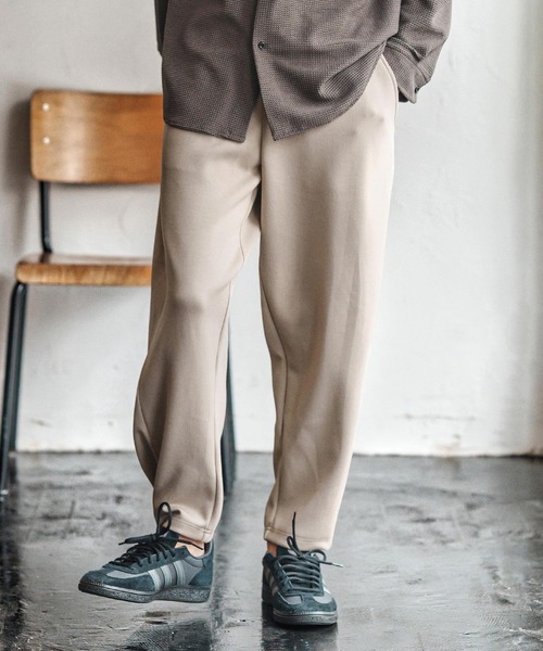 CAMBIO(カンビオ)の「mp13974- 立体シルエットポンチスウェットパンツ(BP-BEA0060)(スウェットパンツ・メンズ・ブラック/ベージュ/グレー・S/M/L)」の17枚目の写真