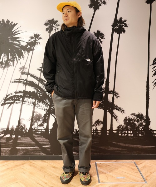 THE NORTH FACE(ザノースフェイス)の「THE NORTH FACE/ザ・ノース・フェイス COMPCT NMD JK ジャケット 軽量 撥水 保温 NP72531(マウンテンパーカー・メンズ・ダークオリーブ/ブラック/ダークベージュ・L/M/S/XL)」の6枚目の写真