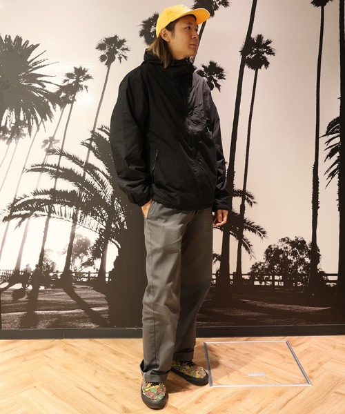 THE NORTH FACE(ザノースフェイス)の「THE NORTH FACE/ザ・ノース・フェイス COMPCT NMD JK ジャケット 軽量 撥水 保温 NP72531(マウンテンパーカー・メンズ・ダークオリーブ/ブラック/ダークベージュ・L/M/S/XL)」の8枚目の写真