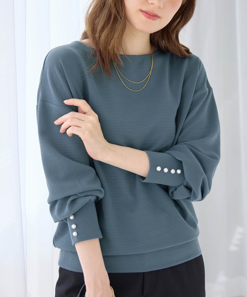 alotta(アロッタ)の「パール調ボタン柔らかカットソーゆるトップス(Tシャツ/カットソー・レディース・ブラック/モカ/ネイビー/ボルドー/グレイッシュブルー・LL/L/M)」の14枚目の写真