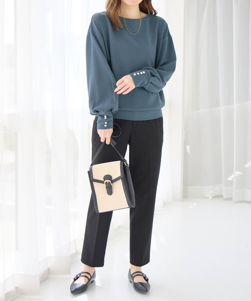 alotta(アロッタ)の「パール調ボタン柔らかカットソーゆるトップス(Tシャツ/カットソー・レディース・ブラック/モカ/ネイビー/ボルドー/グレイッシュブルー・LL/L/M)」の19枚目の写真