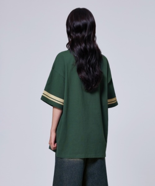Vini(ヴィニ)の「【Vini】オーバーフィット ヴィンテージライク ラグビー半袖Tシャツ(Tシャツ/カットソー・メンズ・バーガンディー/ダークグリーン/ライトベージュ・SMALL/MEDIUM/LARGE)」の8枚目の写真
