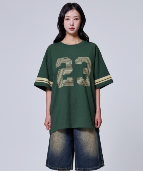 Vini(ヴィニ)の「【Vini】オーバーフィット ヴィンテージライク ラグビー半袖Tシャツ(Tシャツ/カットソー・メンズ・バーガンディー/ダークグリーン/ライトベージュ・SMALL/MEDIUM/LARGE)」の13枚目の写真