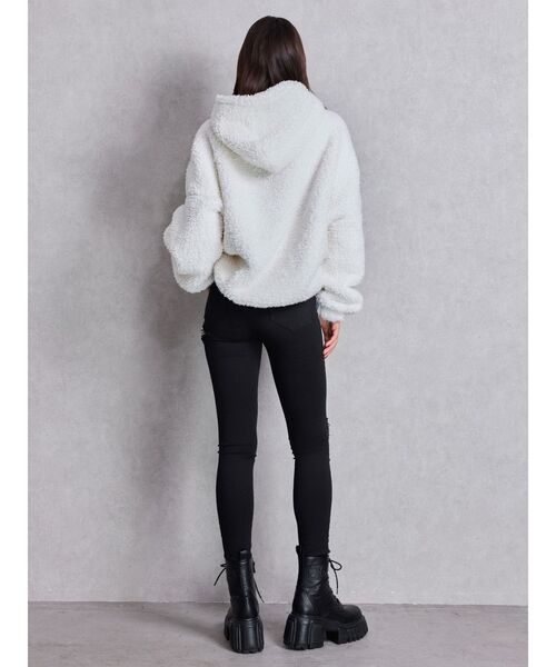 GYDA（ジェイダ）の「Symmetry GYDAボアパーカー（パーカー・レディース・レッド/ブラック/オフホワイト・FREE）」の17枚目の写真