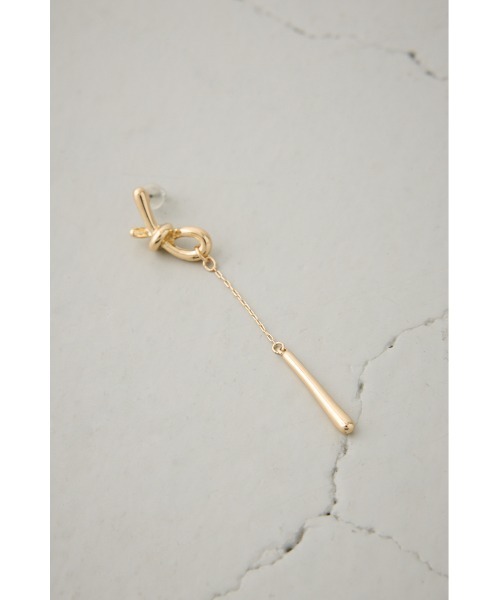 AZUL by moussy(アズールバイマウジー)の「ノットトップスウィングピアス(ピアス(両耳用)・レディース・シルバー/ゴールド系その他・FREE)」の13枚目の写真