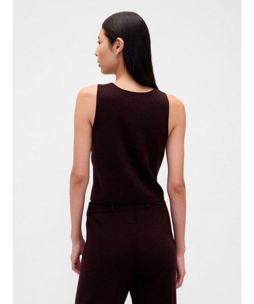 GAP（ギャップ）の「Cashsoft カシミヤタッチ ライトウェイト テーラードベスト（ベスト・レディース・ブラウン/ブラック・S/M/L/XL/XS/XXS）」の5枚目の写真