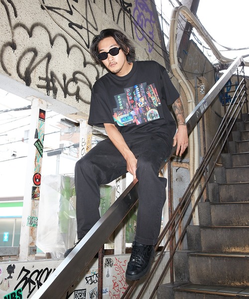 NOSTALVIA(ノスタルヴィア)の「NOSTALVIA ノスタルヴィア Ura Namba / ウラナンバ Tシャツ(Tシャツ/カットソー・メンズ・ホワイト/ブラック・SMALL/MEDIUM/LARGE/X-LARGE/XX-LARGE)」の7枚目の写真