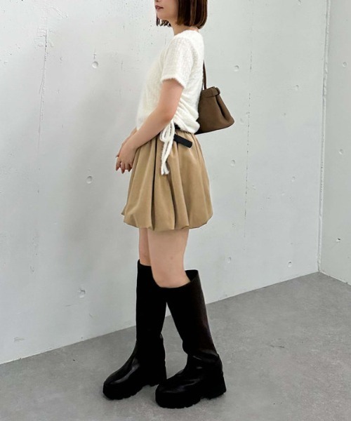 archives(アルシーヴ)の「サイドドロストフェザーカットTOPS(Tシャツ/カットソー・レディース・ベージュ/ブラック/アイボリー・MEDIUM)」の10枚目の写真