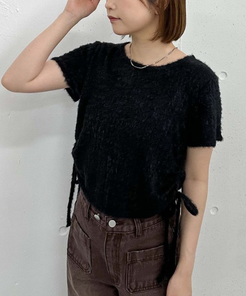 archives(アルシーヴ)の「サイドドロストフェザーカットTOPS(Tシャツ/カットソー・レディース・ベージュ/ブラック/アイボリー・MEDIUM)」の13枚目の写真