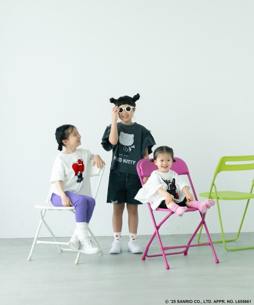 LOWRYS FARM（ローリーズファーム）の「【HELLO KITTY】ロックフリルＴシャツ　 572654（Tシャツ/カットソー・キッズ・チャコールグレー/オフホワイト・110cm/120cm/130cm/140cm/150cm）」の7枚目の写真