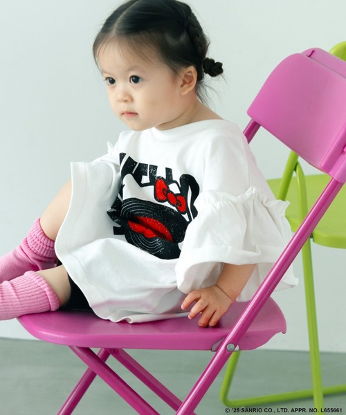 LOWRYS FARM（ローリーズファーム）の「【HELLO KITTY】ロックフリルＴシャツ　 572654（Tシャツ/カットソー・キッズ・チャコールグレー/オフホワイト・110cm/120cm/130cm/140cm/150cm）」の5枚目の写真
