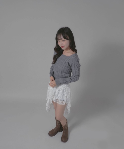 Chick(チック)の「Square Neck Design Knit/スクエアネックデザインニット(ニット/セーター・レディース・ホワイト/グレー/ブラック・FREE)」の4枚目の写真