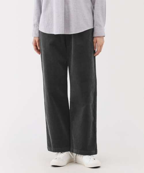 無印良品（ムジルシリョウヒン）の「婦人　ストレッチコーデュロイ　イージーストレートパンツ（その他パンツ・レディース・ネイビー/ダークグレー/スモーキーグリーン系/スモークピンク/アイボリー・XL/L/M/S）」の3枚目の写真