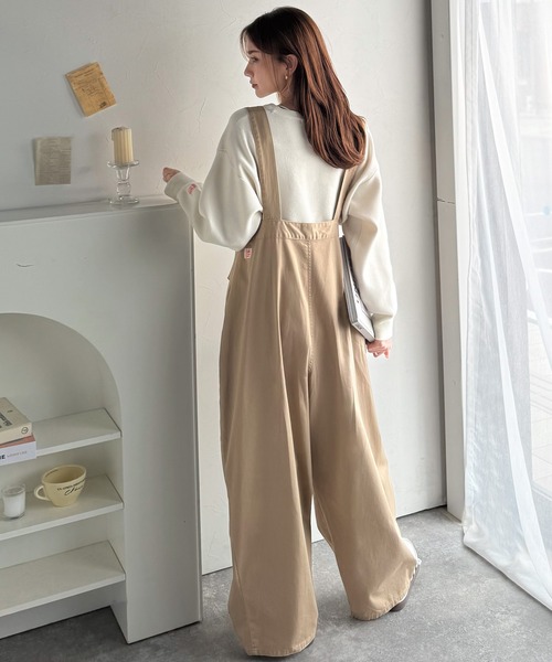 Java（ジャバ）の「《JaVaジャバコラボ》着心地抜群でオールシーズン使える！綿100%　タック入りバレルレッグサロペット（サロペット/オーバーオール・レディース・ワンウォッシュ/ベージュ/ブラック・MEDIUM/LARGE/X-LARGE/SMALL）」の16枚目の写真