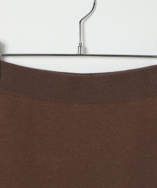 GLOBAL WORK（グローバルワーク）の「スウェットライクニットナロースカート/571364（スカート・レディース・ボルドー/ブラウン/ブラック/グレー・SMALL/MEDIUM/LARGE）」の11枚目の写真
